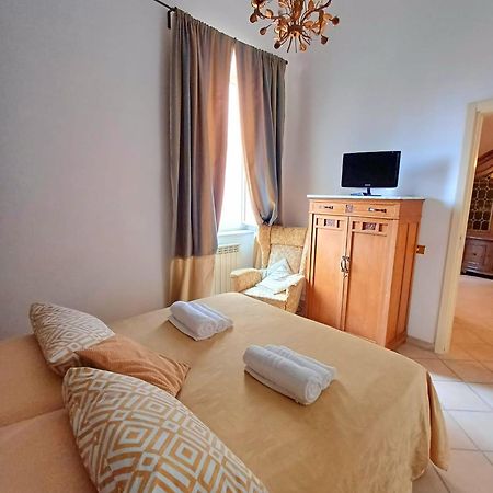 Lucariello Apartment Napoli Exterior foto