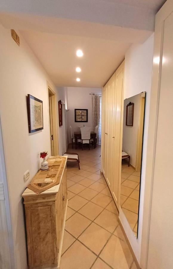 Lucariello Apartment Napoli Exterior foto