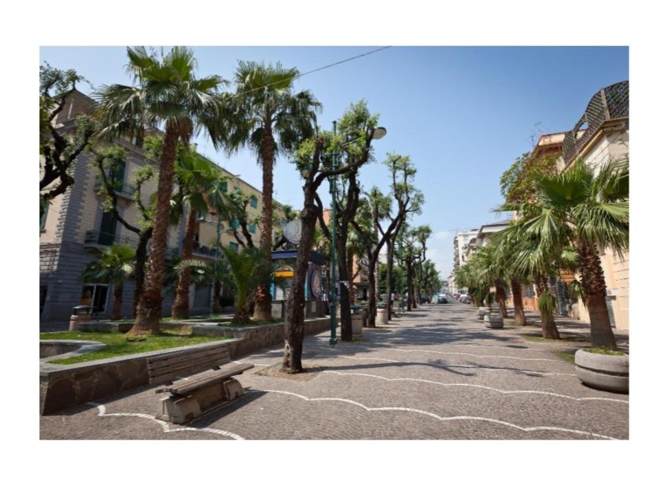 Lucariello Apartment Napoli Exterior foto