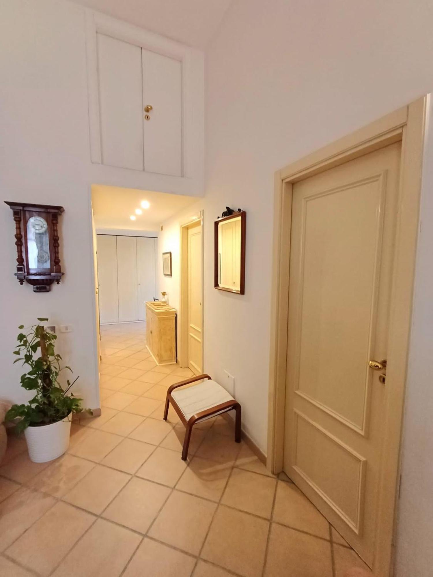 Lucariello Apartment Napoli Exterior foto
