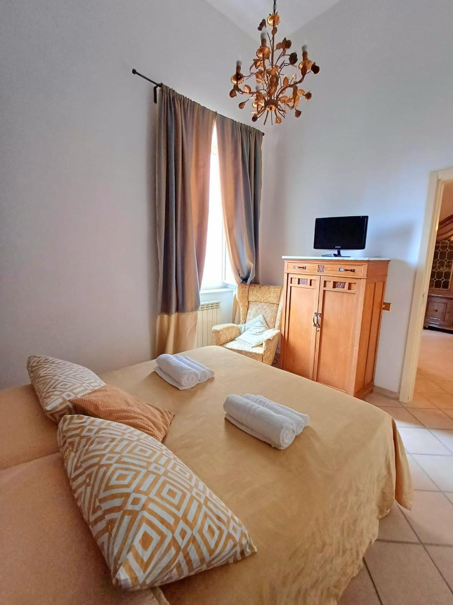 Lucariello Apartment Napoli Exterior foto